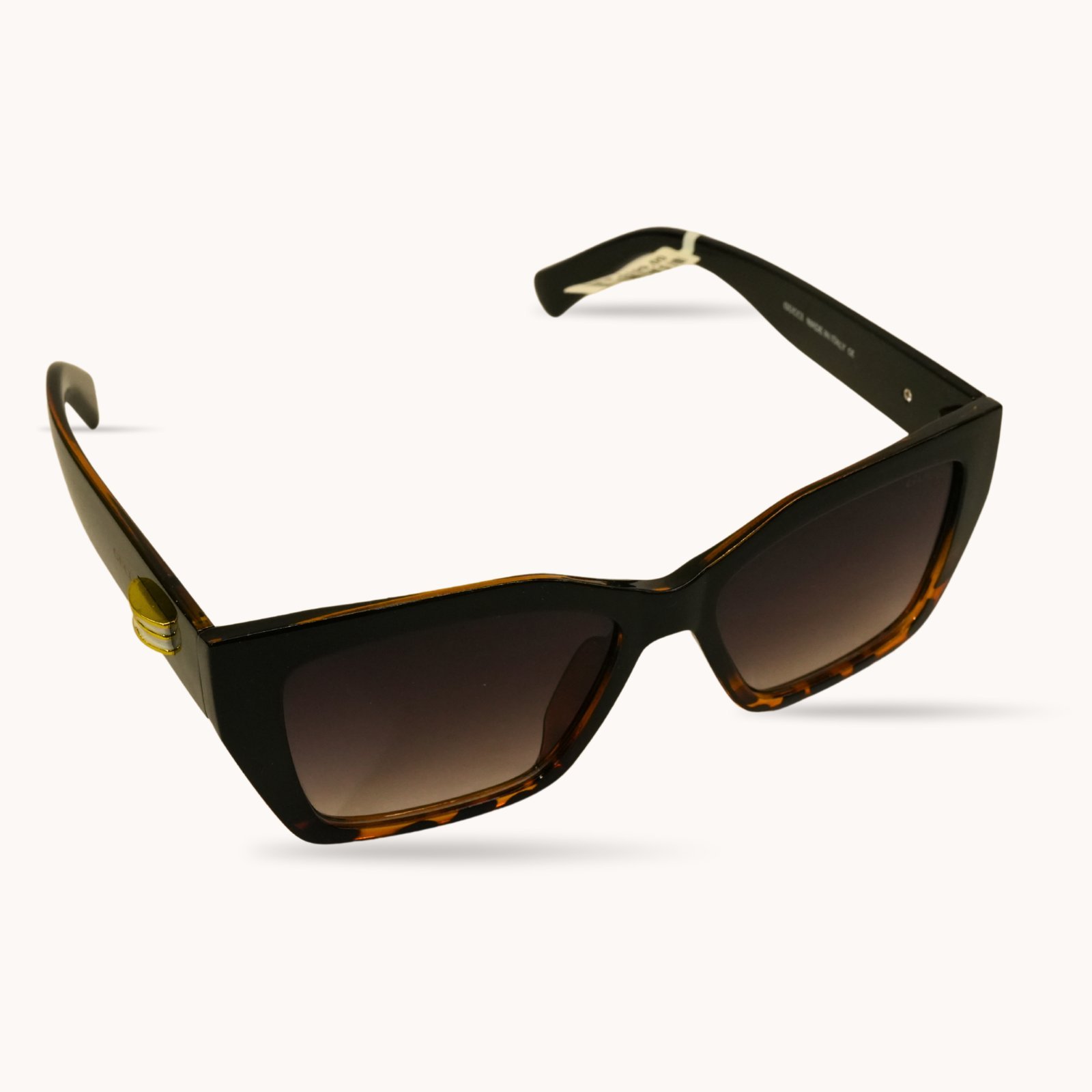 Elegant cat eye shades